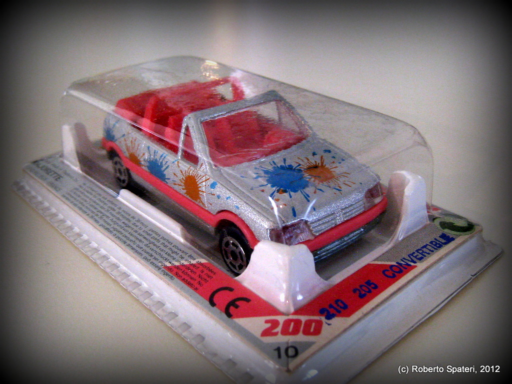 Majorette Peugeot 205 Convertible (n.210)